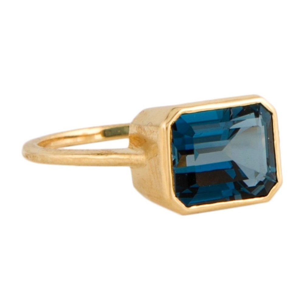 18K YELLOW GOLD TOPAZ COCKTAIL RING